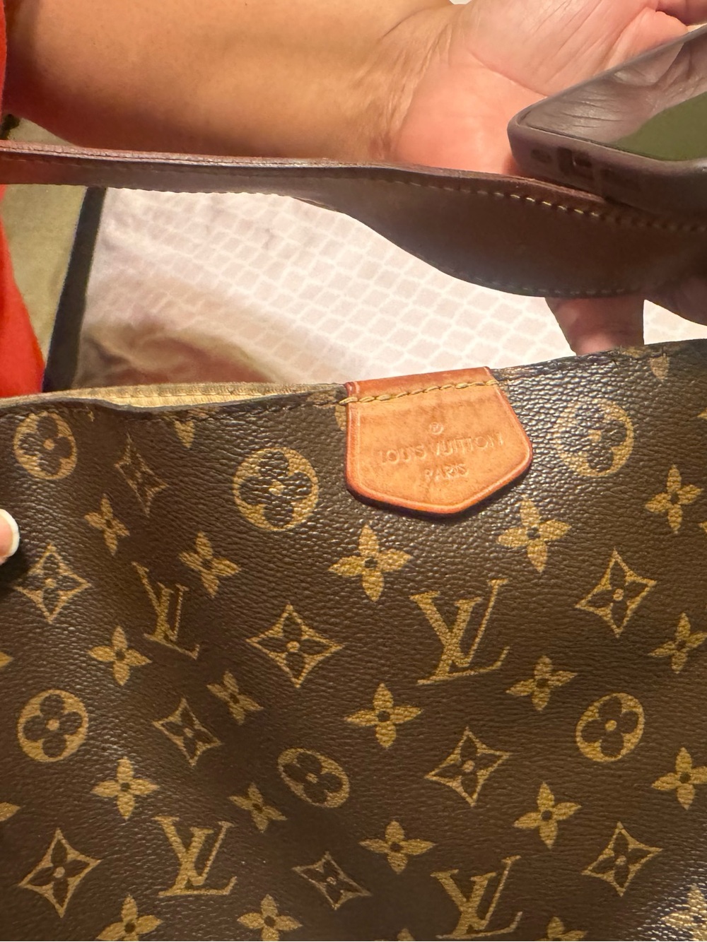 Authentic Louis Vuitton Graceful PM Shoulder Bag in Monogram canvas - Picture 11 of 11